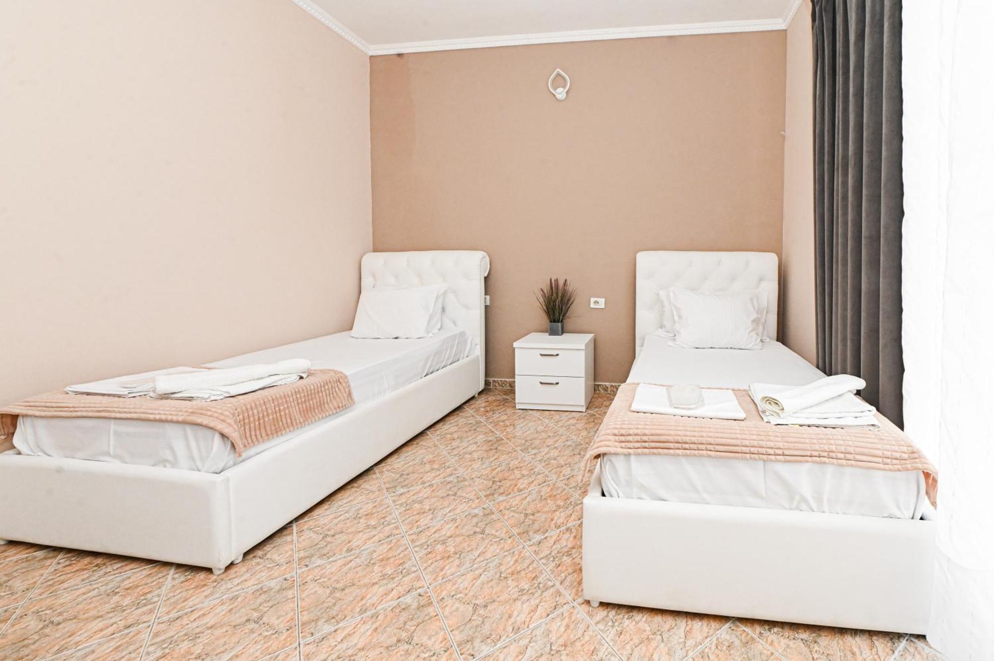 Hotel Fama Škalngur Exterior foto