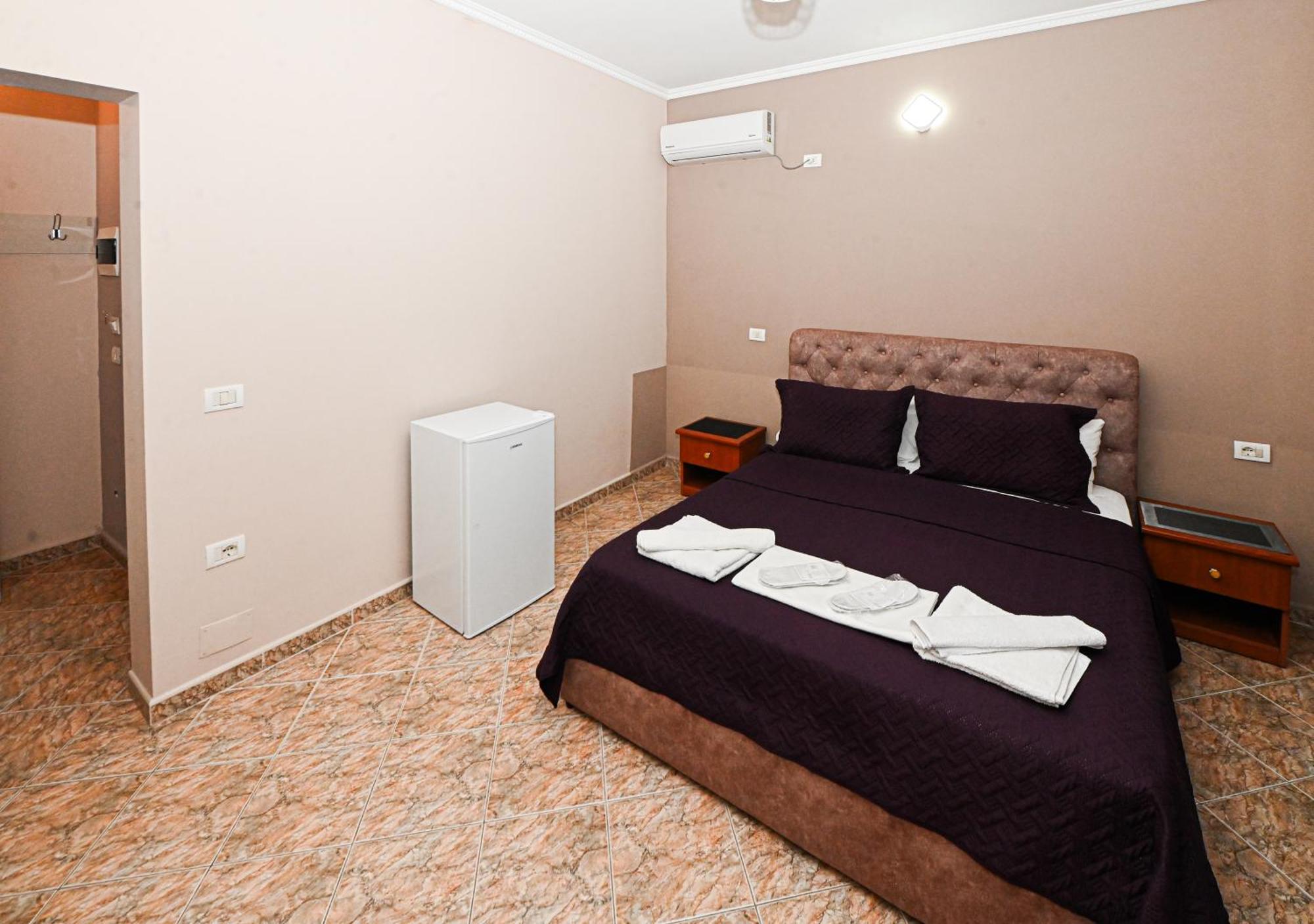 Hotel Fama Škalngur Exterior foto