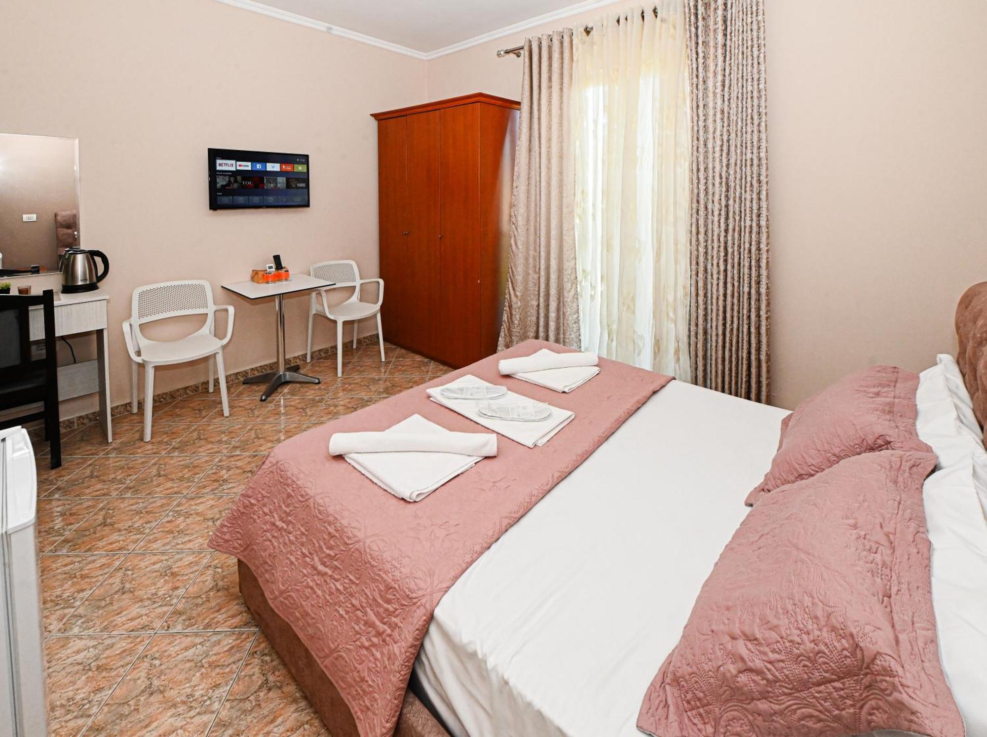 Hotel Fama Škalngur Exterior foto